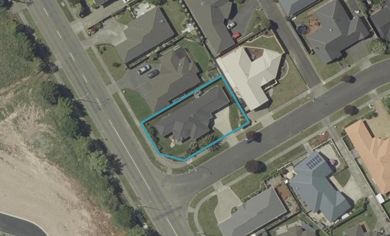 1 Liberty Grove, Kelvin Grove, Palmerston North - Carousel 1