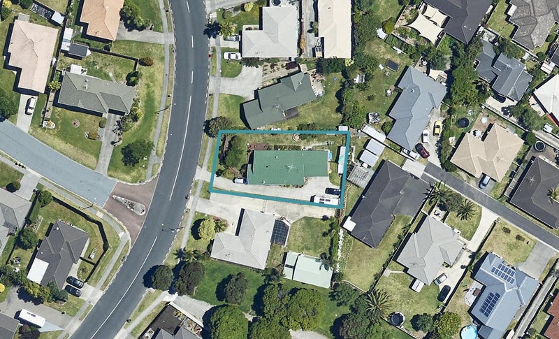 58 Pacific View Road, Papamoa Beach, Papamoa - Carousel 1