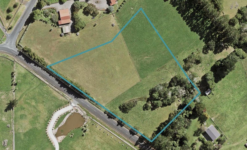 177 Pomona Road, Kumeu - Carousel 1