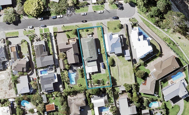 35 Beechwood Road, Rothesay Bay, Auckland - Carousel 1