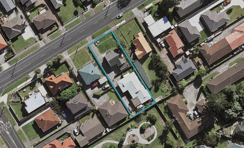 2/61 Hoteo Avenue, Papatoetoe, Auckland - Carousel 1