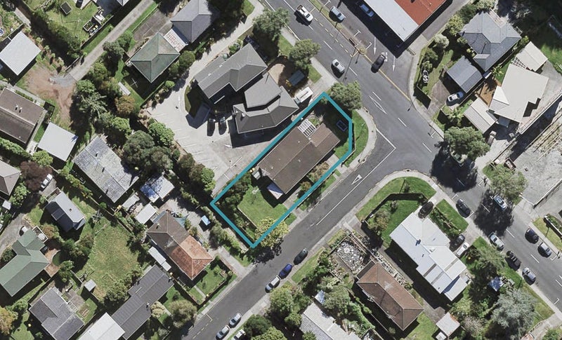 1/20 Chartwell Avenue, Glenfield, Auckland - Carousel 1