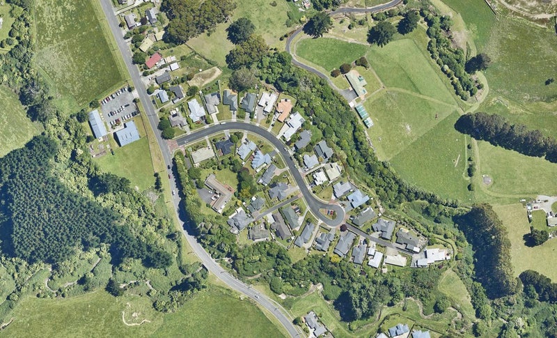 17 Caulfield Place, Pukehangi, Rotorua - Carousel 1