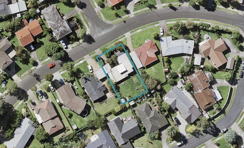 15 Galvan Avenue, Sunnyhills, Auckland - Carousel 1