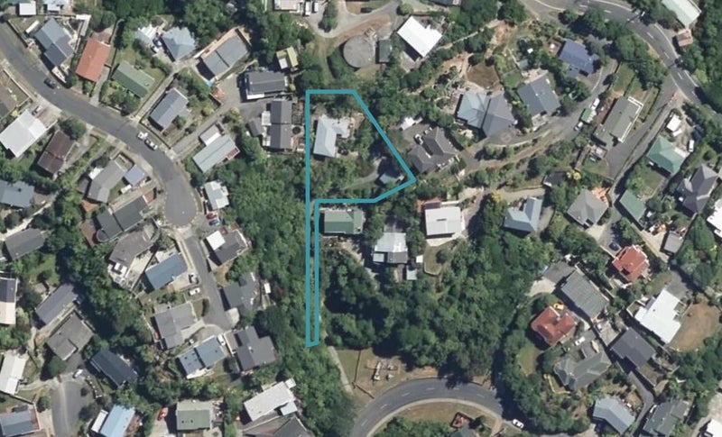 20 Pekanga Road, Normandale, Lower Hutt - Carousel 1