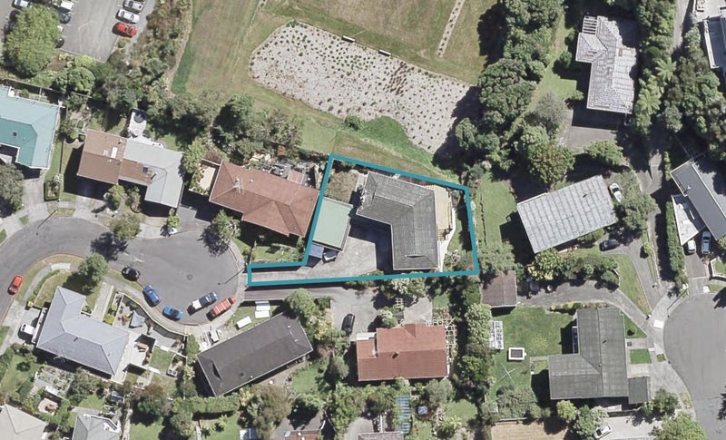 8 Saint Francis Grove, Waterloo, Lower Hutt - Carousel 1