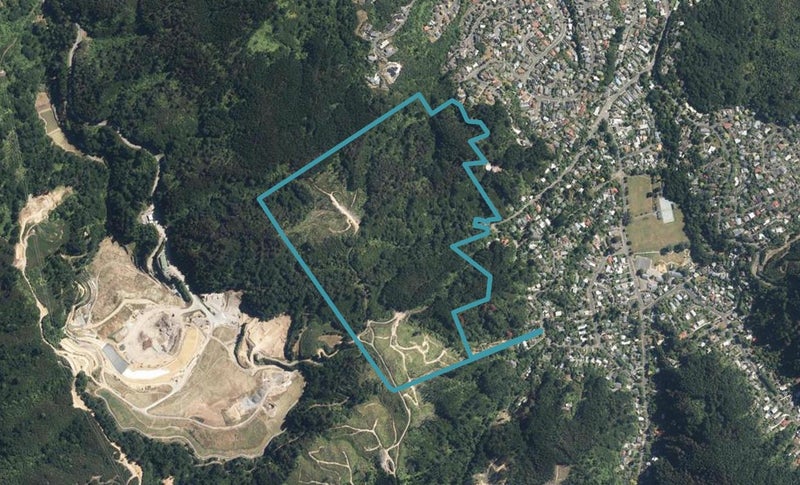 104 Wyndham Road, Pinehaven, Upper Hutt - Carousel 1