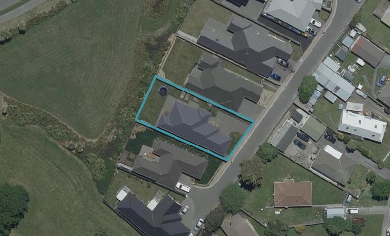 12 Kilkivan Lane, Broomfield, Christchurch - Carousel 1