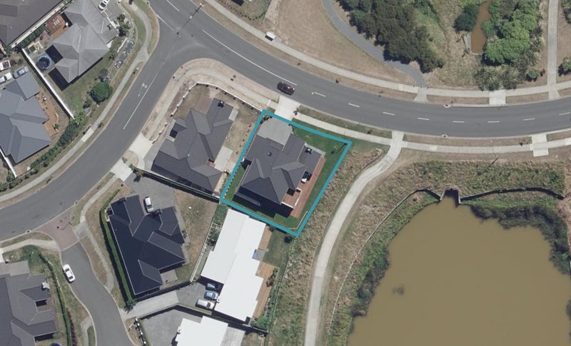33 Magellan Rise, Flagstaff, Hamilton - Carousel 1
