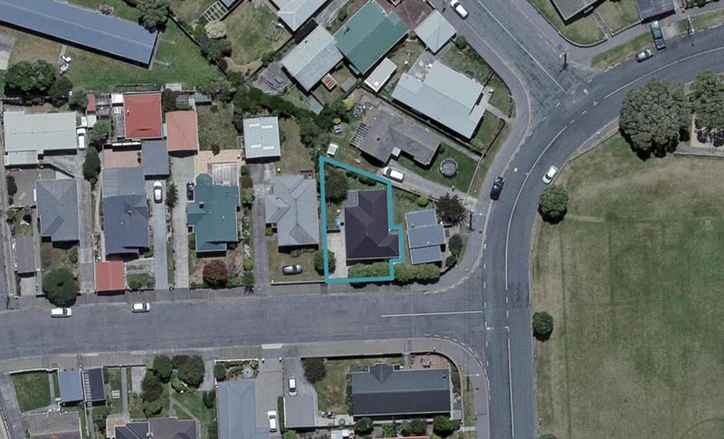 4 Wayside, Miramar, Wellington - Carousel 1