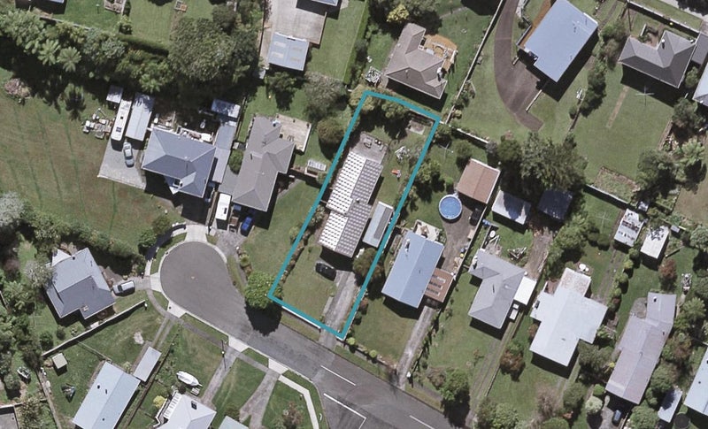 18 Bromley Place, Westown, New Plymouth - Carousel 1