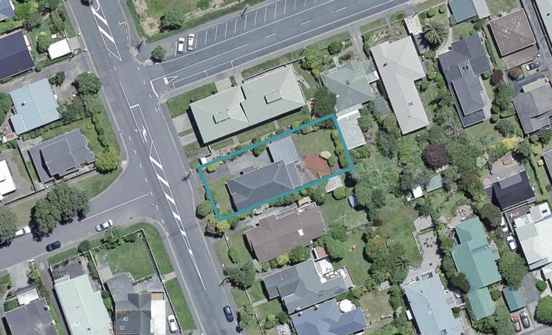 25 Beauchamp Street, Karori, Wellington - Carousel 1