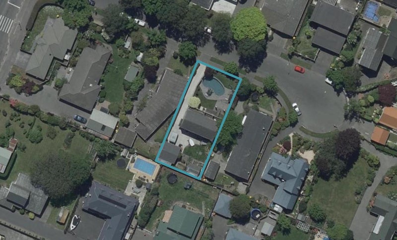 8 Jamell Place, Avonhead, Christchurch - Carousel 1