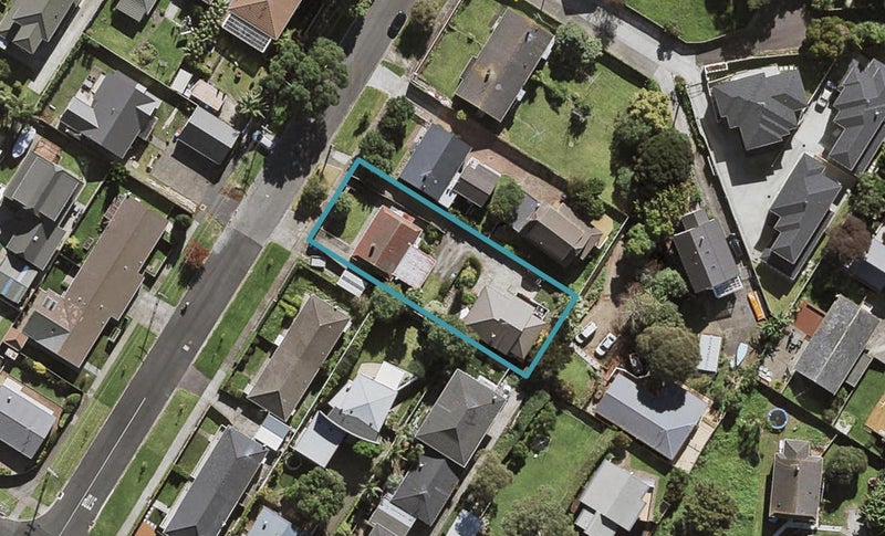 17 Ngatiawa Street, One Tree Hill, Auckland - Carousel 1