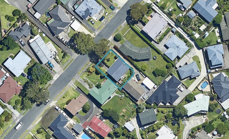12B Regent Street, Brookfield, Tauranga - Carousel 1