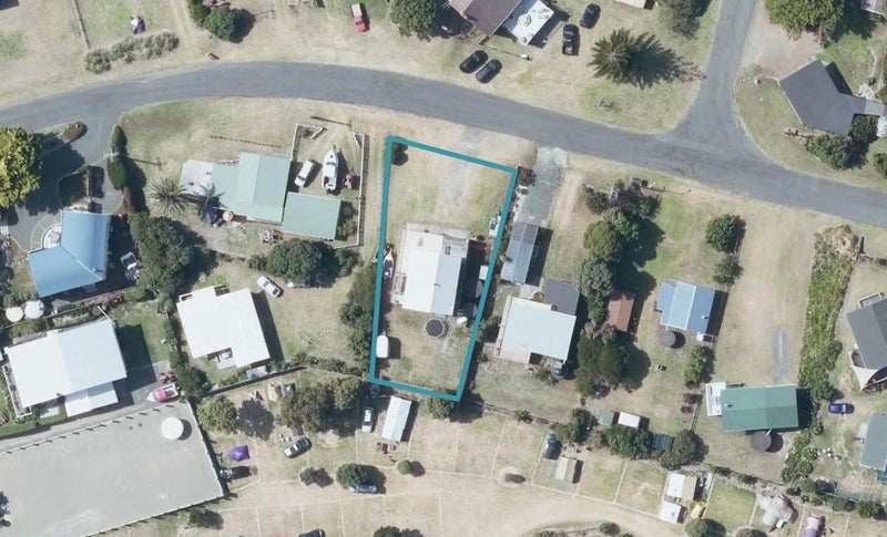 8 Kahawai Street, Māhia - Carousel 1