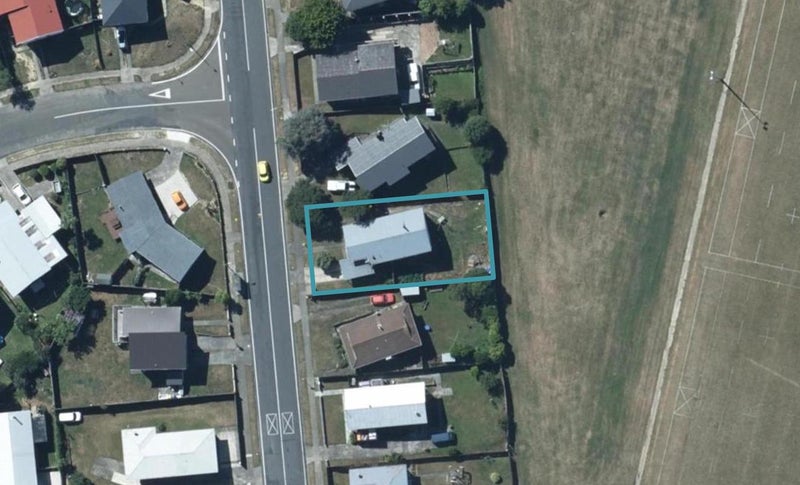 36 Conclusion Street, Ascot Park, Porirua - Carousel 1