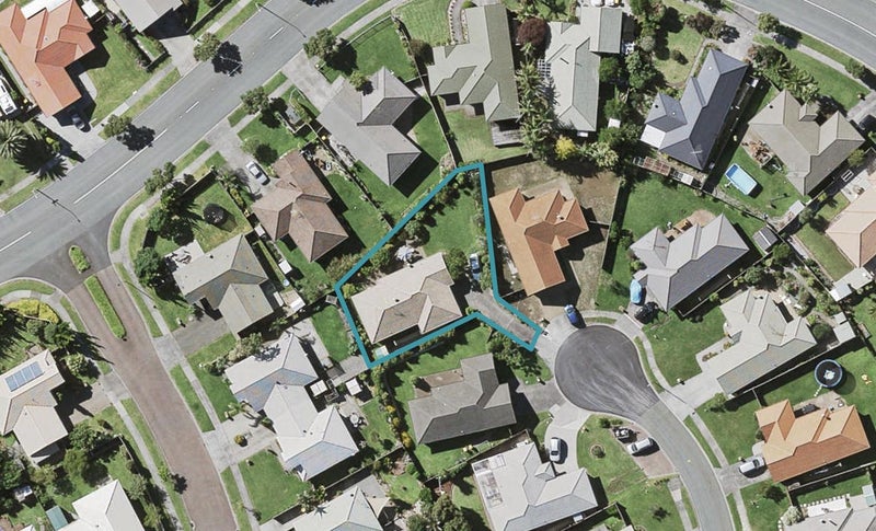 16 Sheldon Place, Burswood, Auckland - Carousel 1