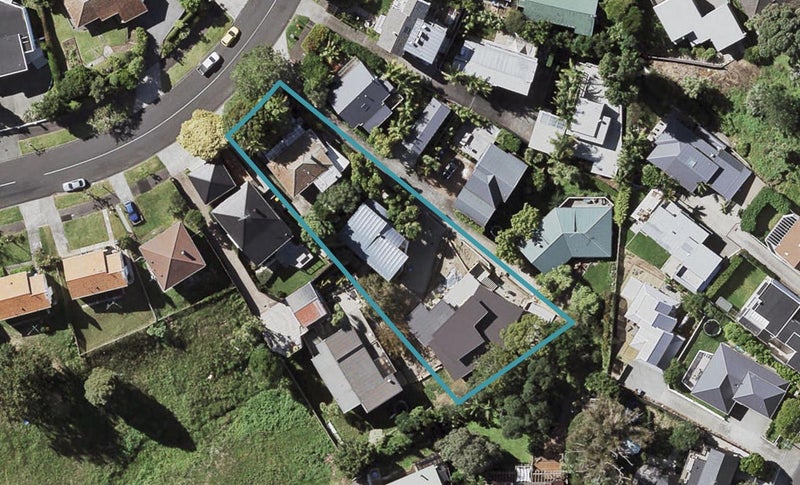 15B Rukutai Street, Orakei, Auckland - Carousel 1