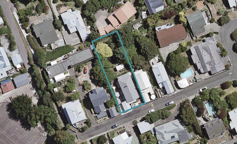 19 Gladstone Road, Bluff Hill, Napier - Carousel 1