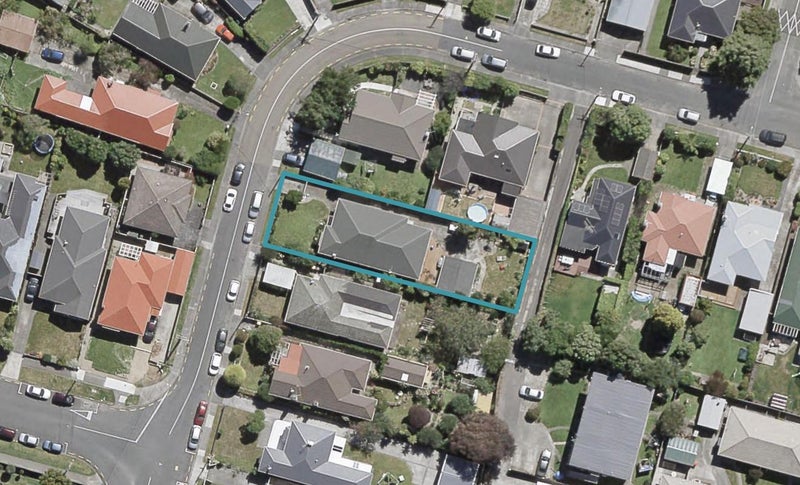 31 Ropata Crescent, Boulcott, Lower Hutt - Carousel 1