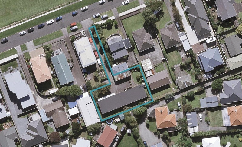 1/16 Puni Street, Fitzroy, New Plymouth - Carousel 1
