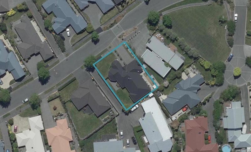 14 Birkdale Drive, Shirley, Christchurch - Carousel 1