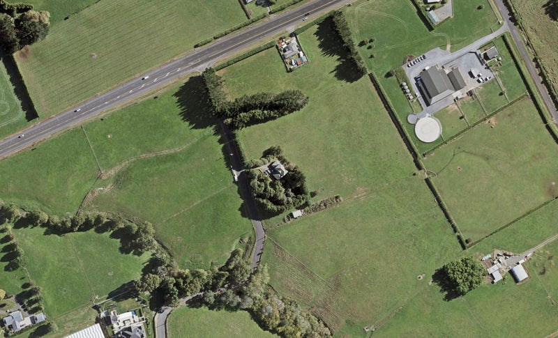 15 Gellert Road, Karaka, Papakura - Carousel 1