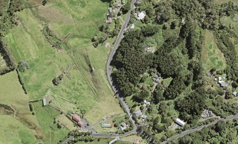 144 Candia Road, Henderson Valley, Auckland - Carousel 1