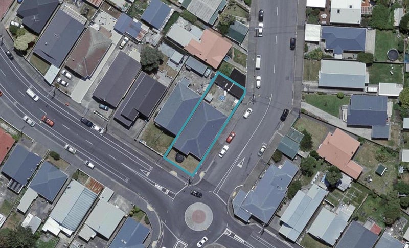 221 Coutts Street, Rongotai, Wellington - Carousel 1