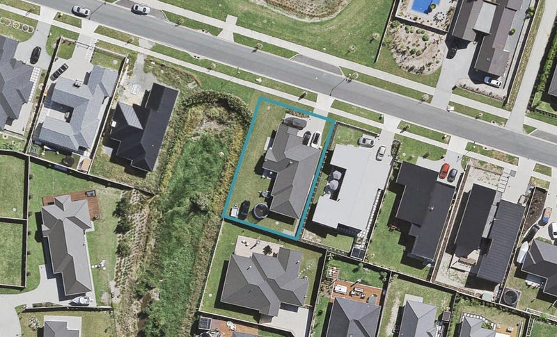 13 Parlane Drive, Huapai, Kumeu - Carousel 1