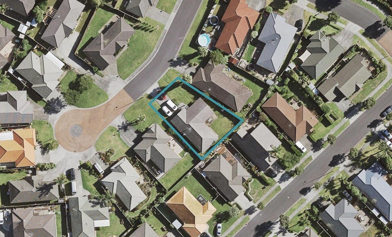 6 Kimptonfields Court, Wattle Downs, Auckland - Carousel 1