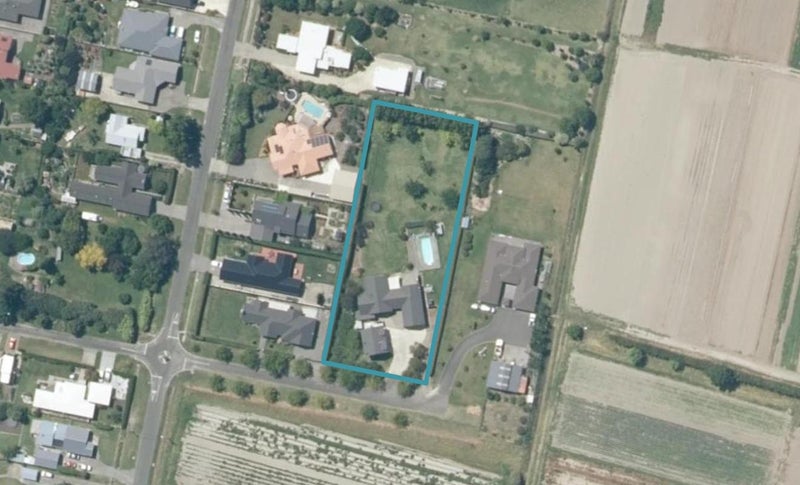 18 Gordon Street, Jervoistown, Napier - Carousel 1
