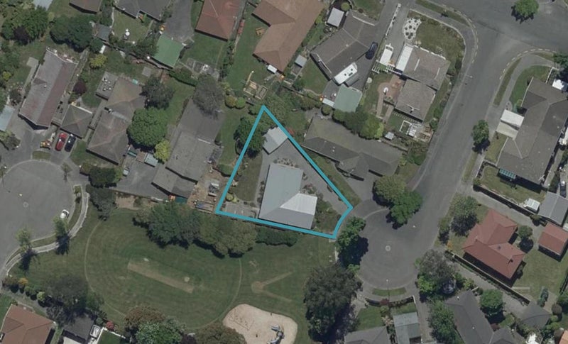 6 Manson Place, Russley, Christchurch - Carousel 1