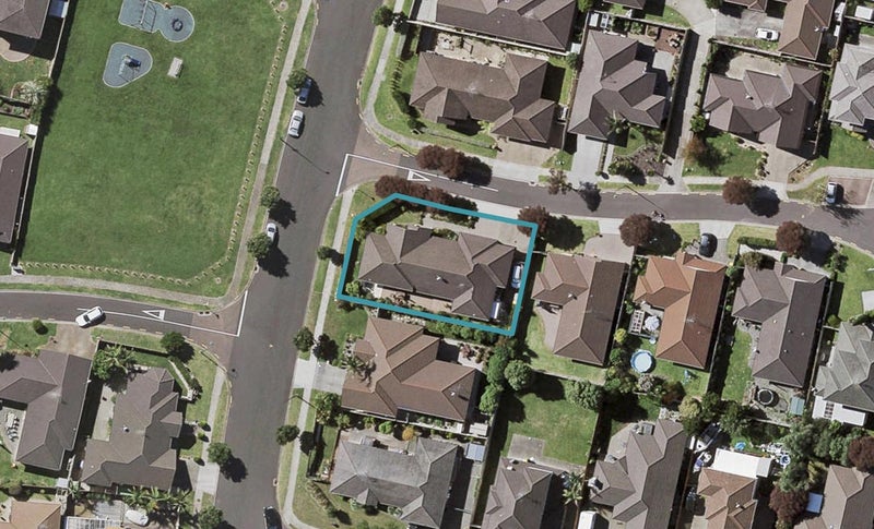 1 Hampervale Place, Flat Bush, Auckland - Carousel 1