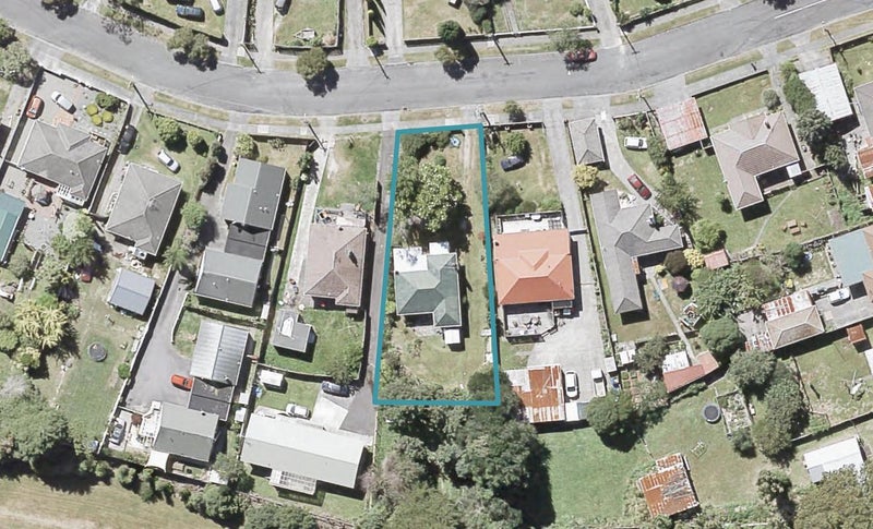 9 Gibbs Crescent, Wainuiomata, Lower Hutt - Carousel 1