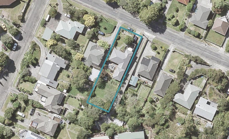 35 Fraser Street, Wainuiomata, Lower Hutt - Carousel 1