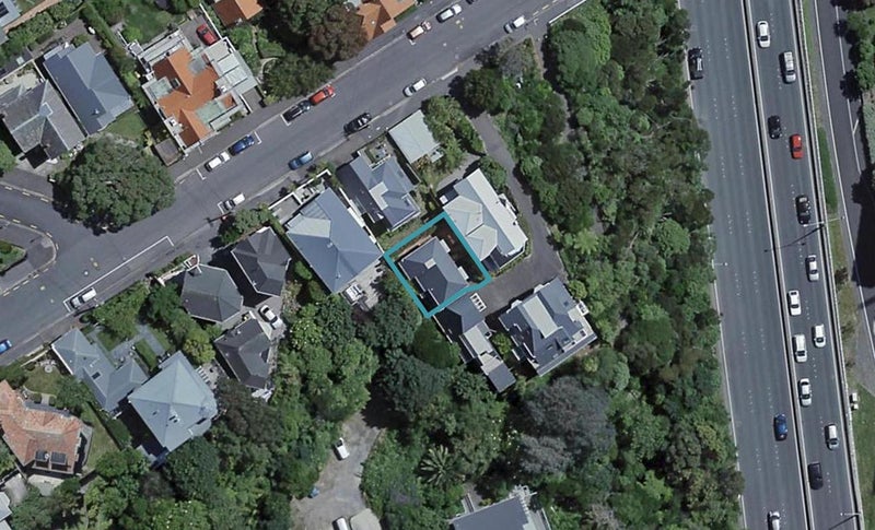 55D Bolton Street, Kelburn, Wellington - Carousel 1