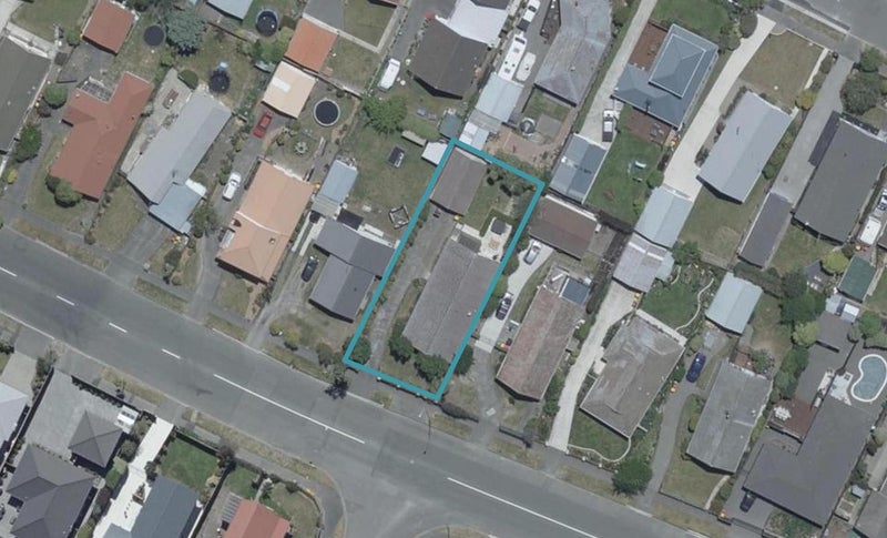 140 Queenspark Drive, Parklands, Christchurch - Carousel 1
