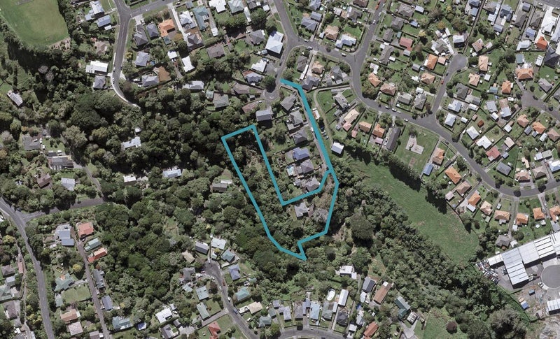 7F Tasman Street, Vogeltown, New Plymouth - Carousel 1