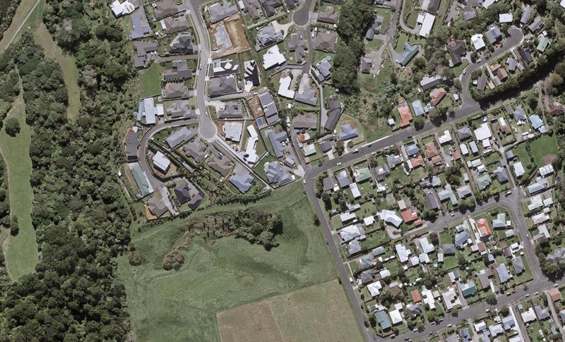 44 Davies Road, Hurdon, New Plymouth - Carousel 1