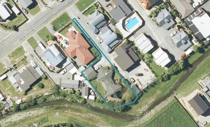 25A Beach Road, Waikawa, Picton - Carousel 1