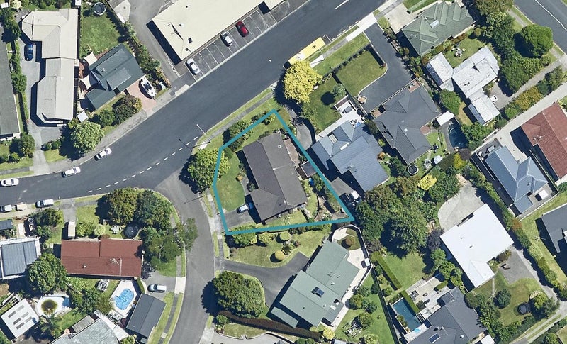 2 Maxine Place, Matua, Tauranga - Carousel 1