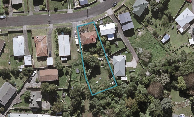 20 Banks Street, Marfell, New Plymouth - Carousel 1