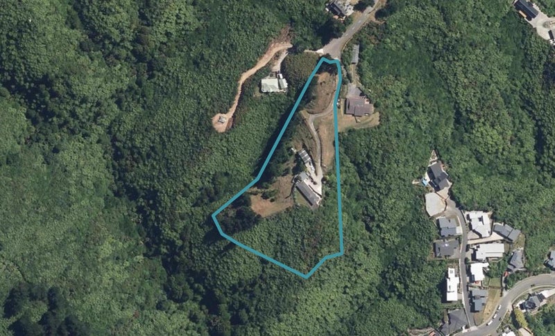 10 Crestview Grove, Belmont, Lower Hutt - Carousel 1