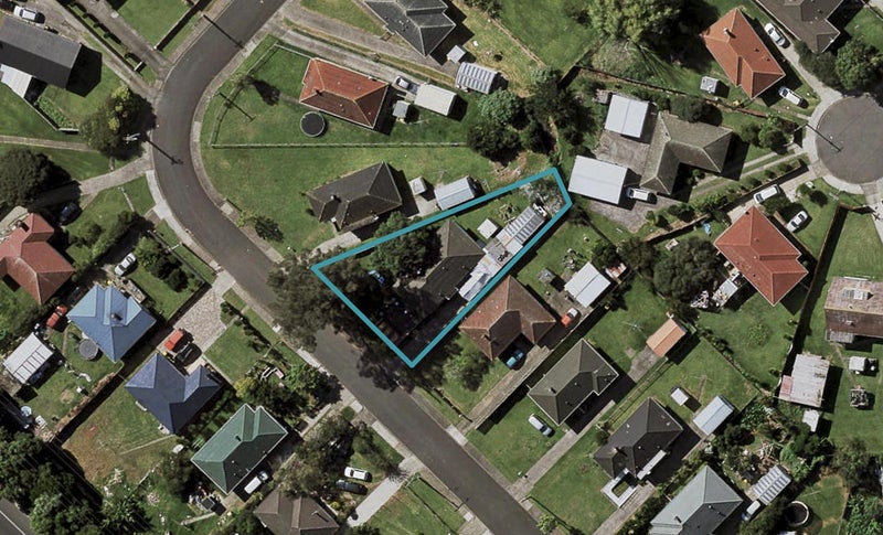 18 Cooper Crescent, Otara, Auckland - Carousel 1