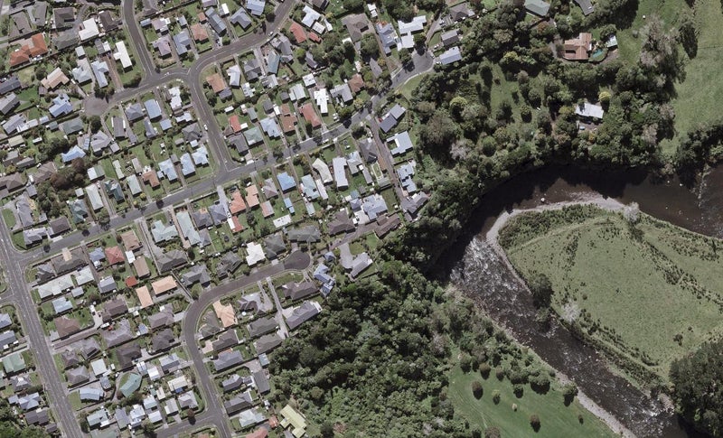 1B Waiwera Place, Merrilands, New Plymouth - Carousel 1