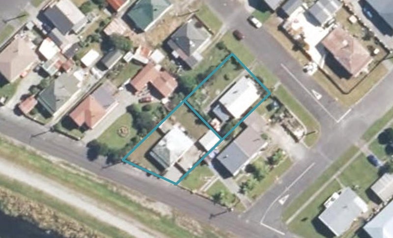 39 Nelson Quay, Cobden, Greymouth - Carousel 1