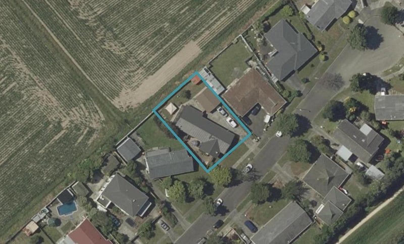 37 Meadowbrook Drive, Cloverlea, Palmerston North - Carousel 1