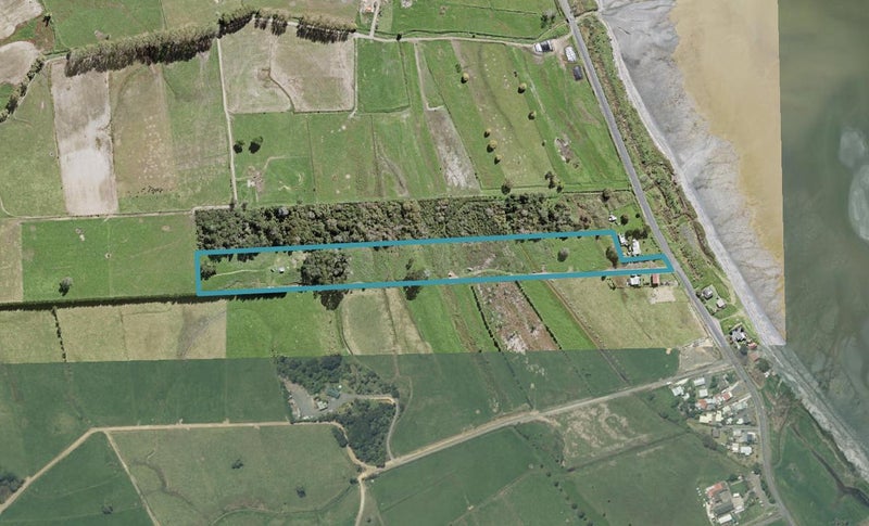 1275 East Coast Road, WHAKATIWAI, MIRANDA - Carousel 1